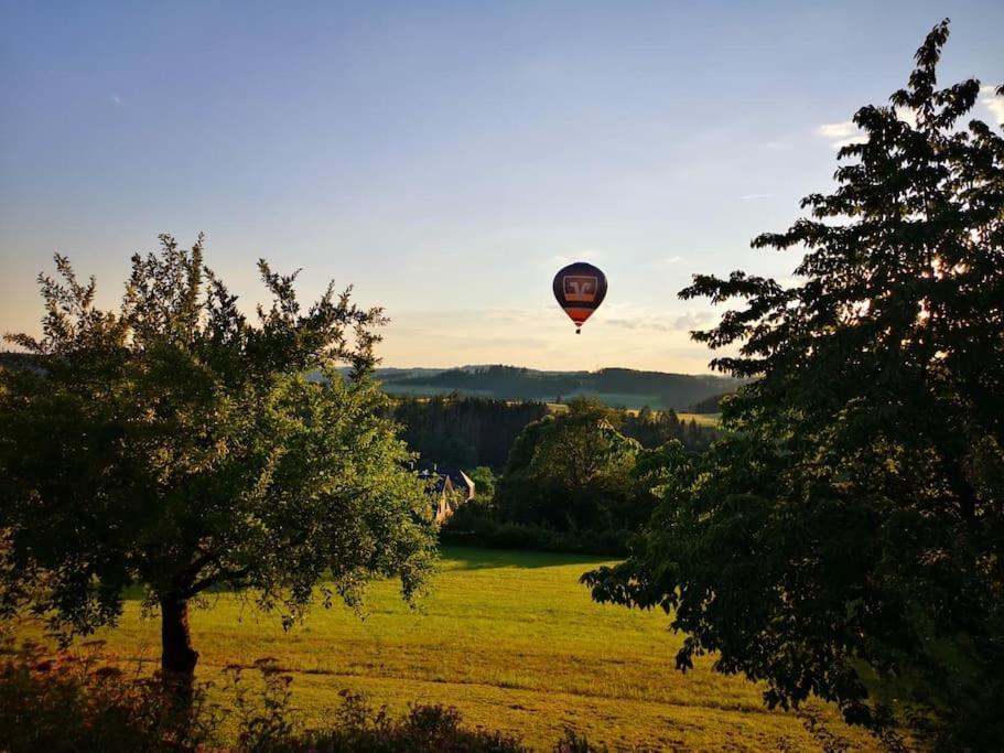 Komfort-Ferienwohnung Auf Der Eulenburg Grafengehaig Exterior foto