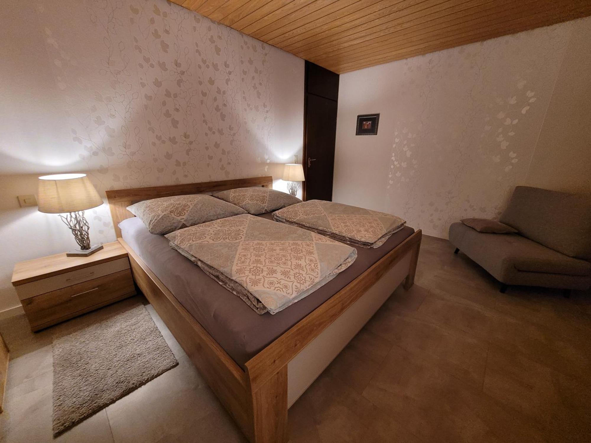 Komfort-Ferienwohnung Auf Der Eulenburg Grafengehaig Exterior foto